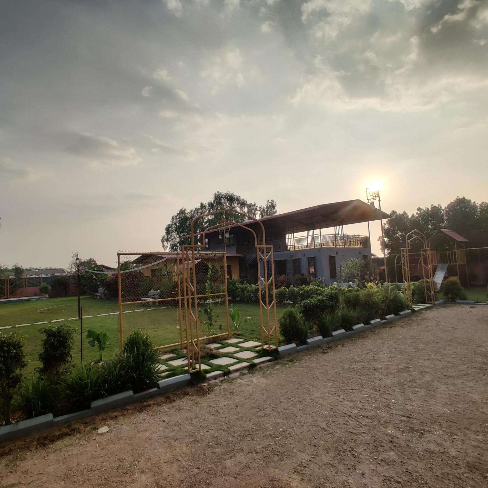 Villa Kashmir Farmhouse - Haïdarabad Extérieur photo